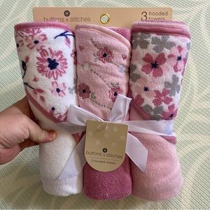 3 Piece Hooded Towels Pink White Floral 26x30 Inches 100% Polyester Gift Set